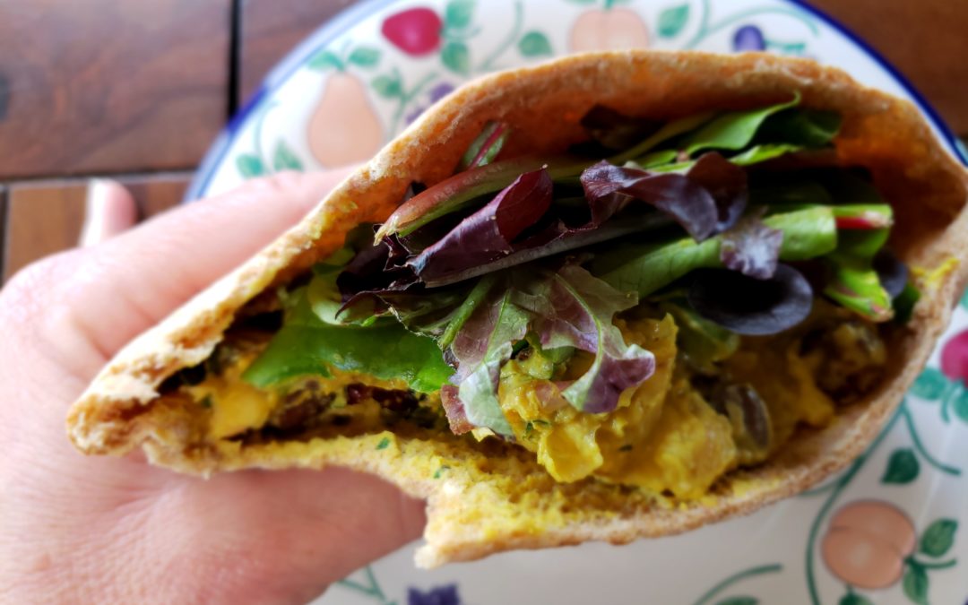 Curried Bean Pitas